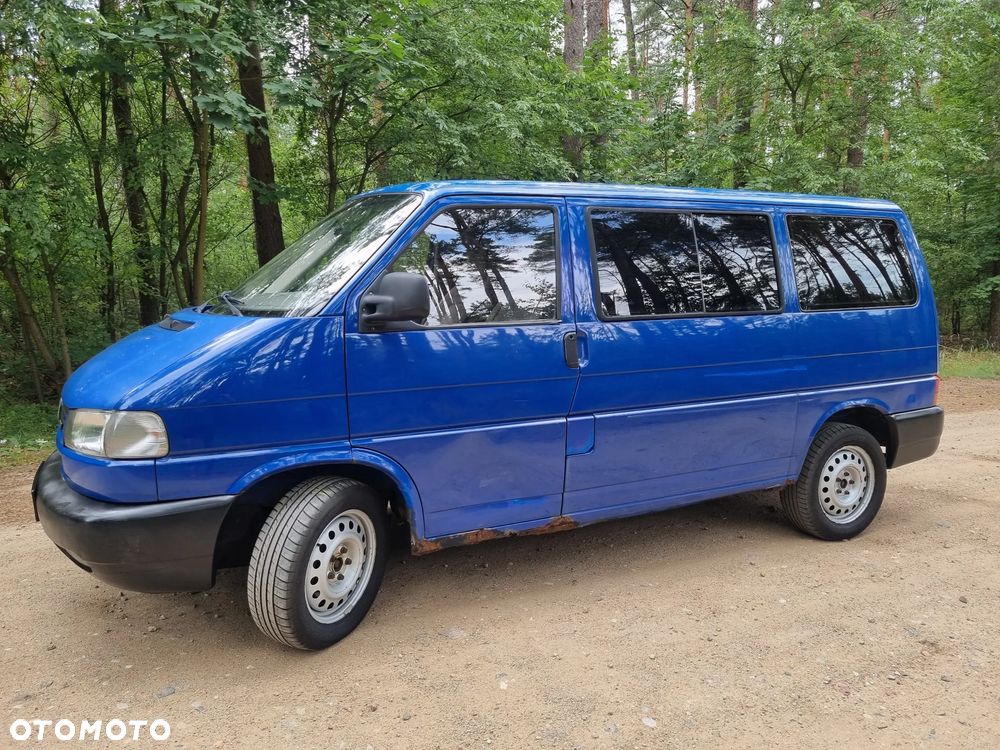 Volkswagen Multivan - 30