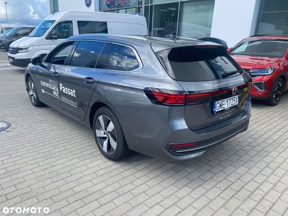 Volkswagen Passat Variant - 7
