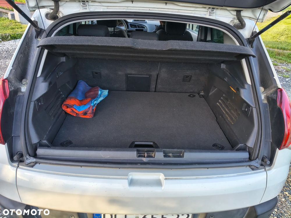 Peugeot 3008 1.6 HDi Style - 11