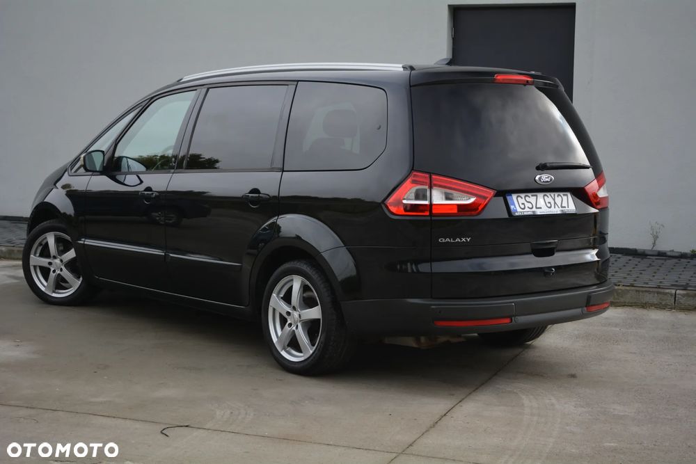 Ford Galaxy 2012 photo 3