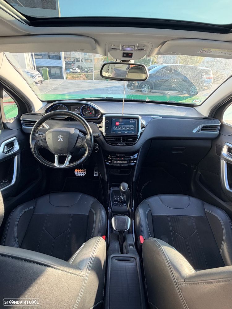 Peugeot 2008 - 12