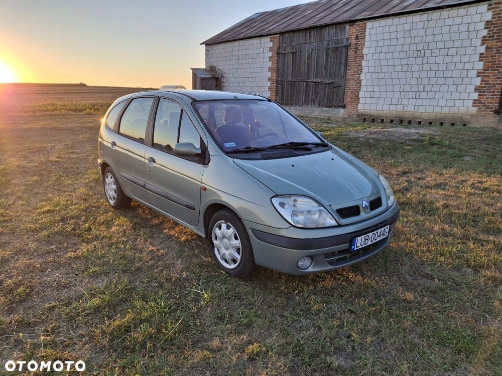 Renault Scenic - 2