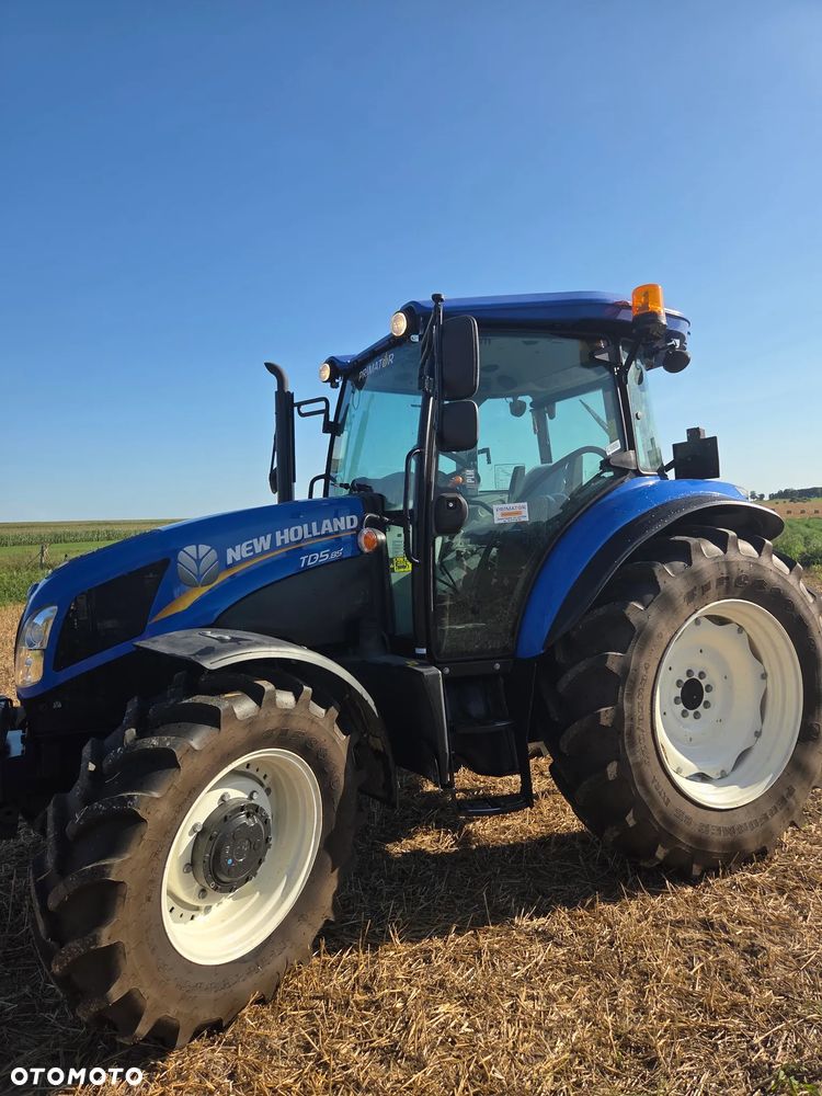 New Holland TD5.85 - 1