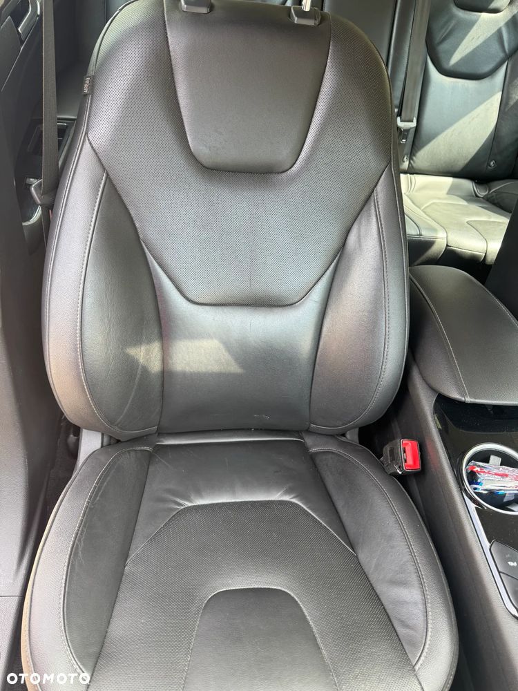 Ford Mondeo - 10