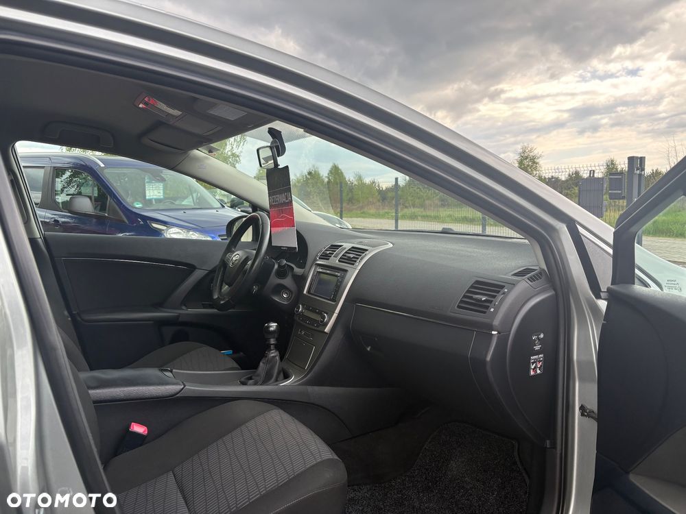 Toyota Avensis 1.8 Edition - 11