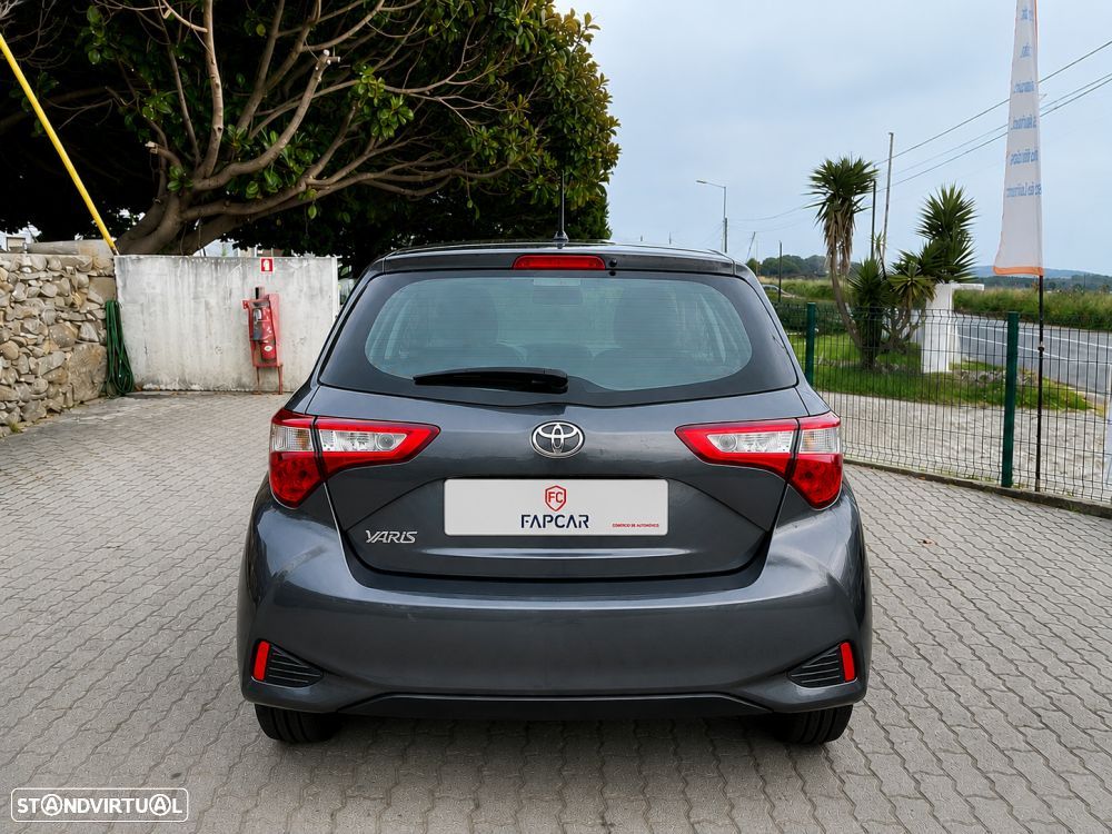 Toyota Yaris 1.4 D-4D Exclusive+P.Techno - 6