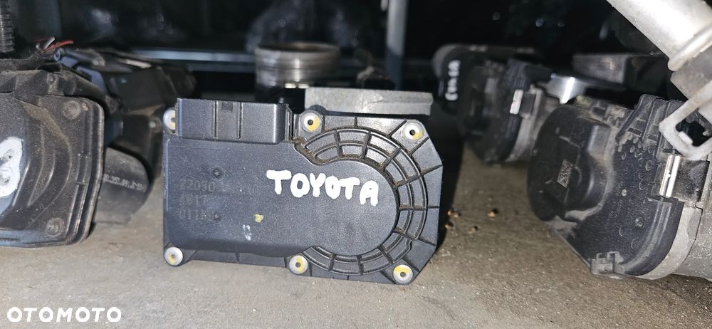 SPRZEDAŻ HURTOWA HURT Przepustnica Przepływomierz Przekaźnik świec żarowych VW Golf V Passat B6 Audi A6 C6 Audi A8 D3 Q7 4L BMW 5 E60 Fabia II Ibiza 6J - 5