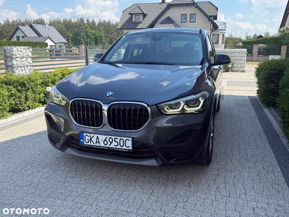 BMW X1 xDrive20d Advantage sport - 1