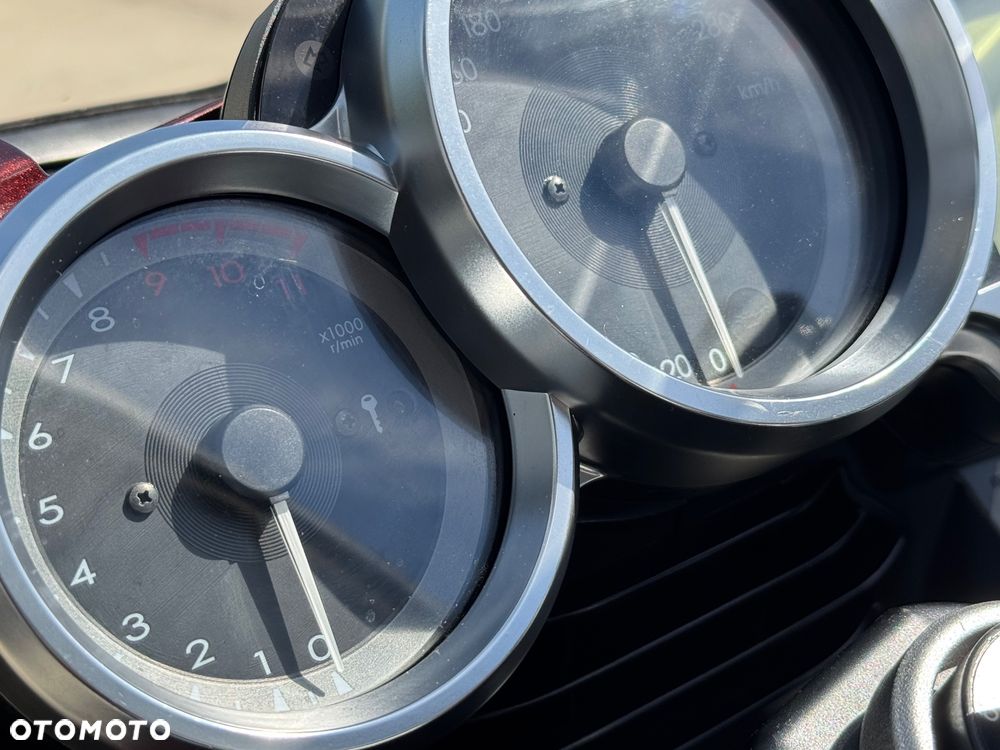 Yamaha FJR - 15