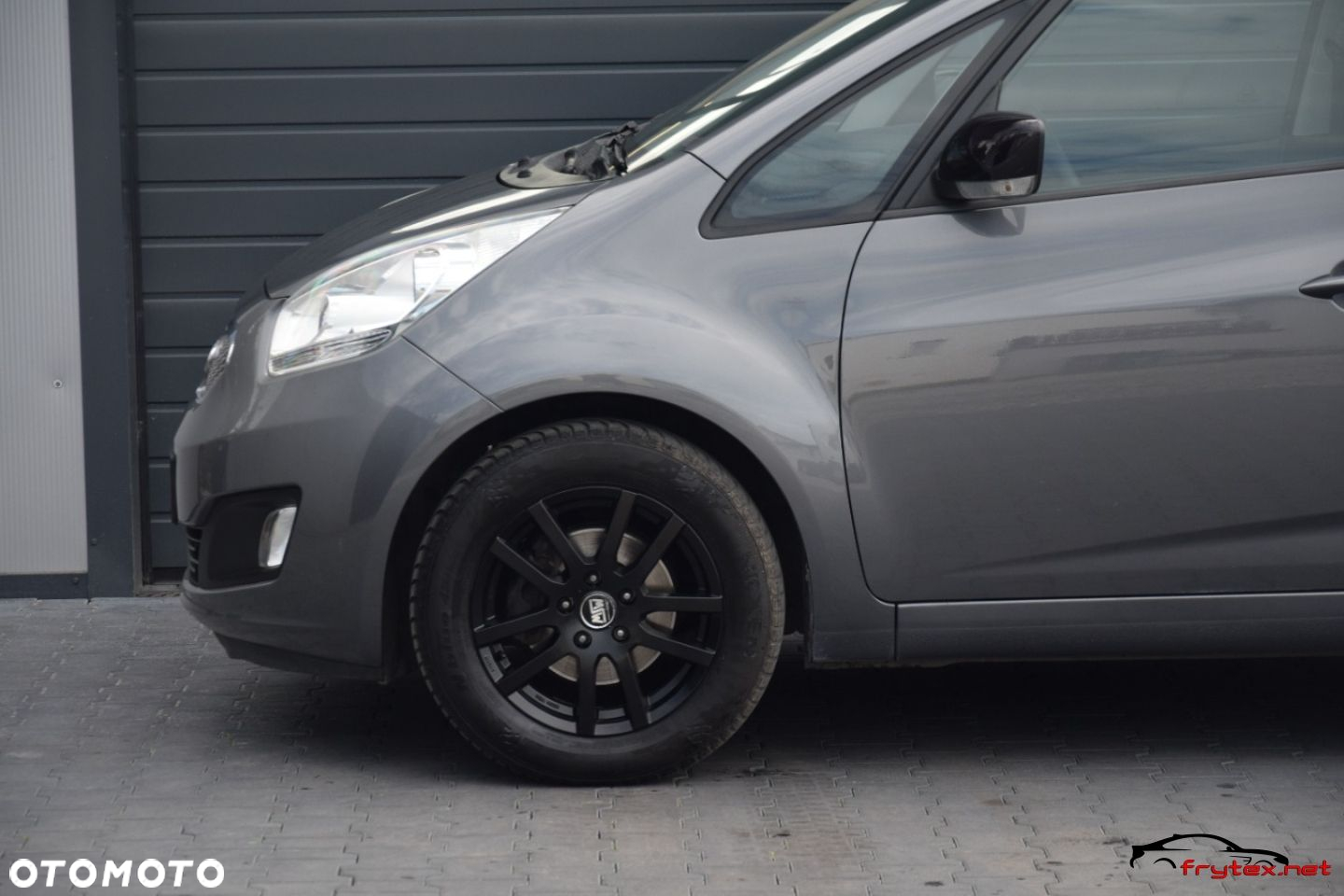 Kia Venga - 7