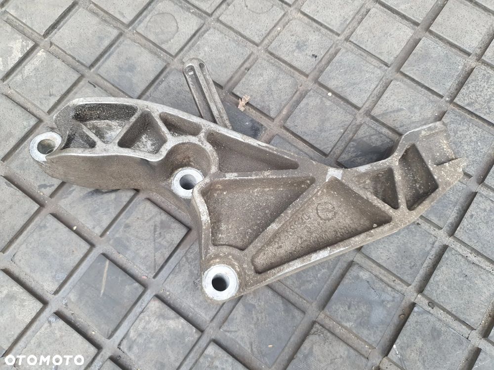 OPEL ASTRA H 2.0B 2.0T 04' HB ŁAPA WSPORNIK 24459820 - 1