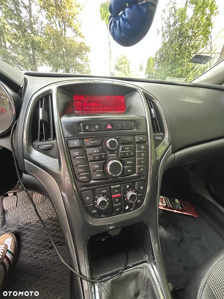 Opel Astra 1.7 CDTI Cosmo - 9