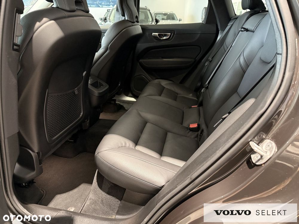 Volvo XC 60 - 16