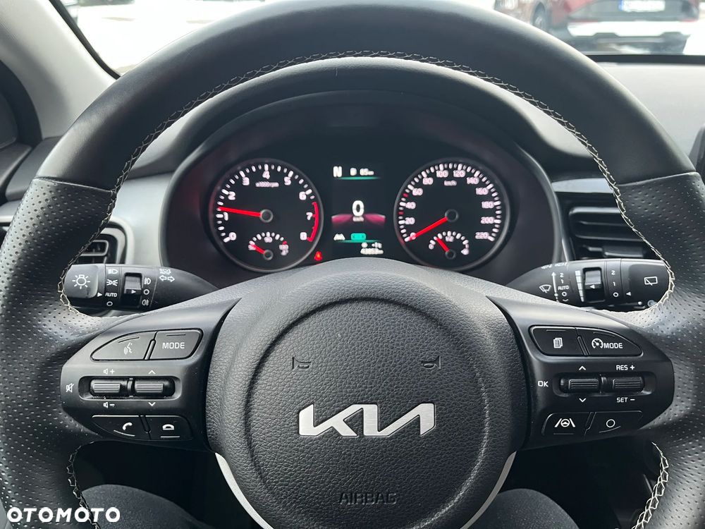 Kia Stonic 1.0 T-GDI L - 8