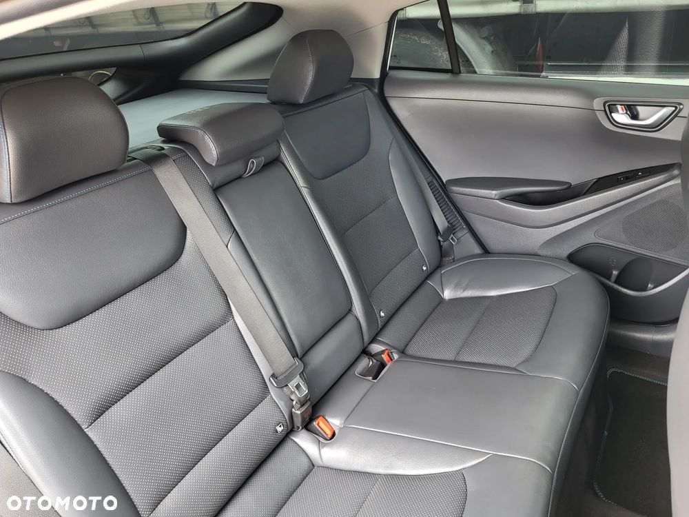Hyundai IONIQ Plug-in hybrid Platinum - 30