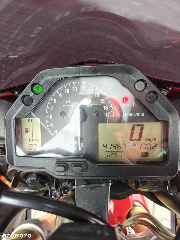 Honda CBR - 9