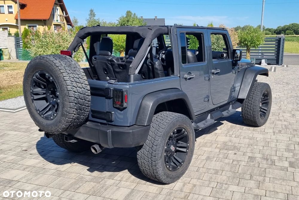 Jeep Wrangler 3.6 Unlim Sahara EU6 - 9