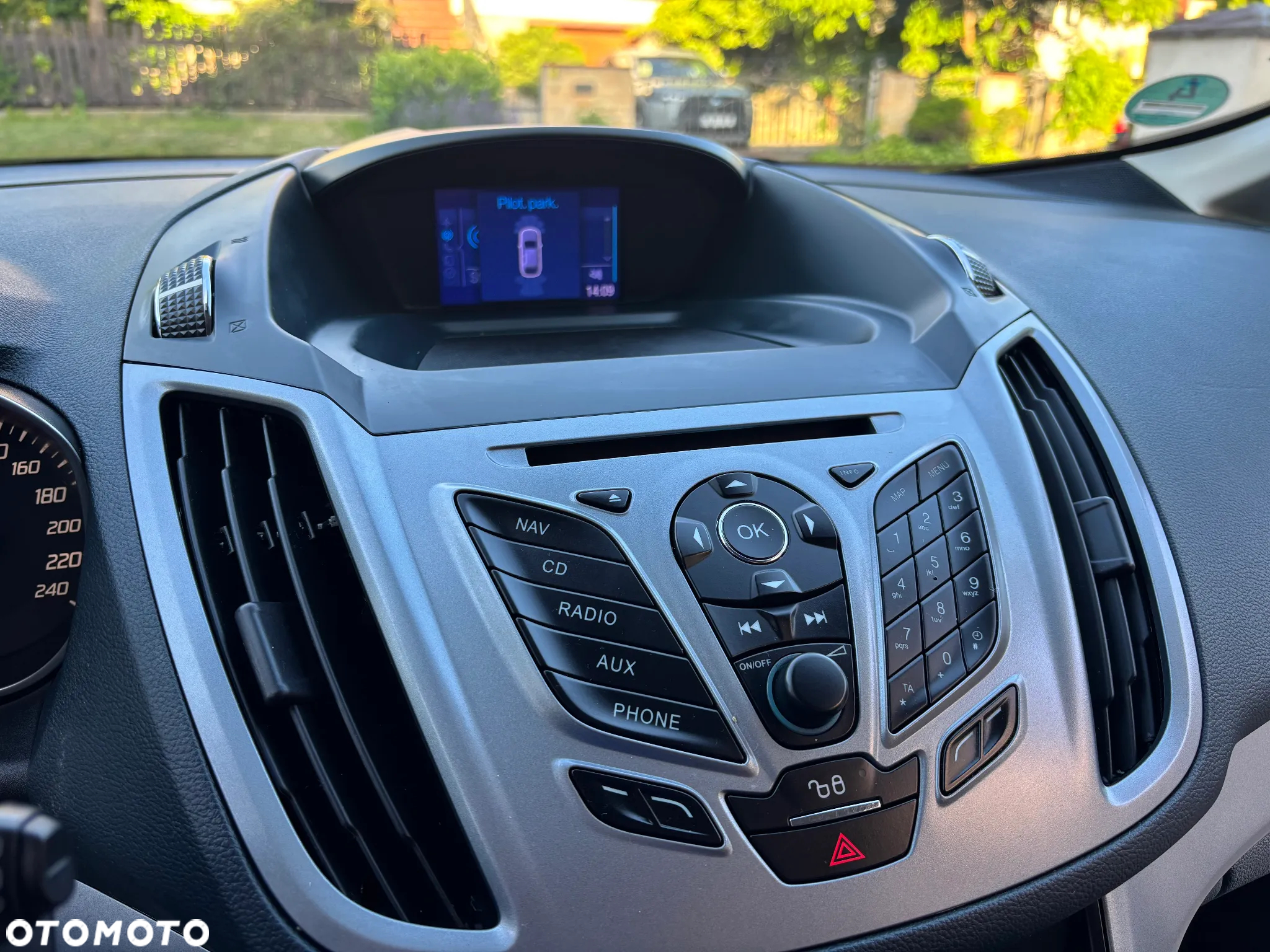 Ford C-MAX 1.6 EcoBoost Titanium - 29