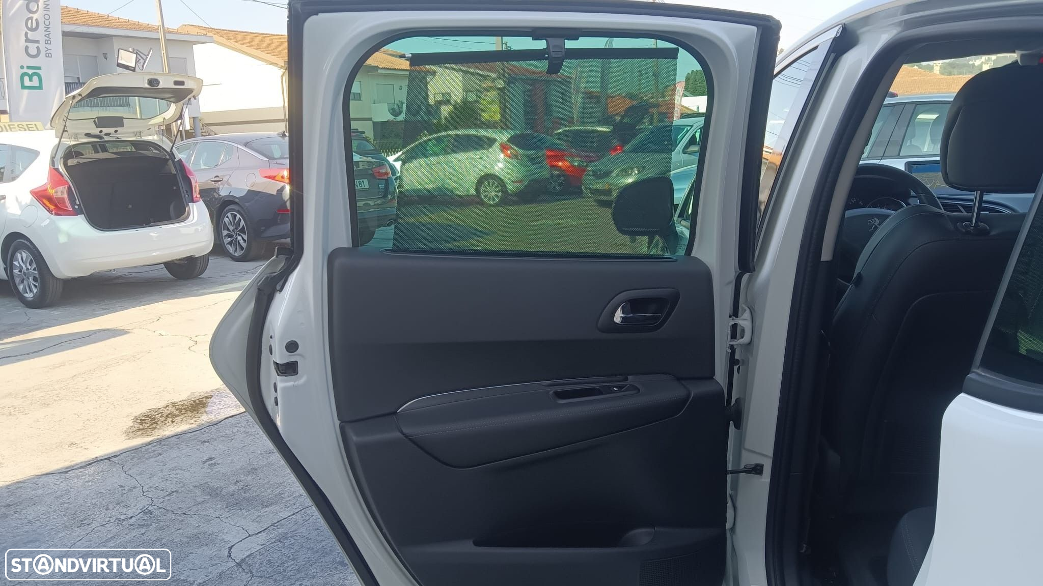 Peugeot 3008 1.6 HDi Allure - 12