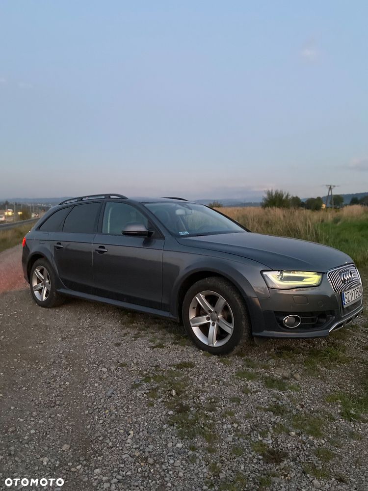 Audi A4 Allroad 2.0 TDI Quattro S tronic - 11