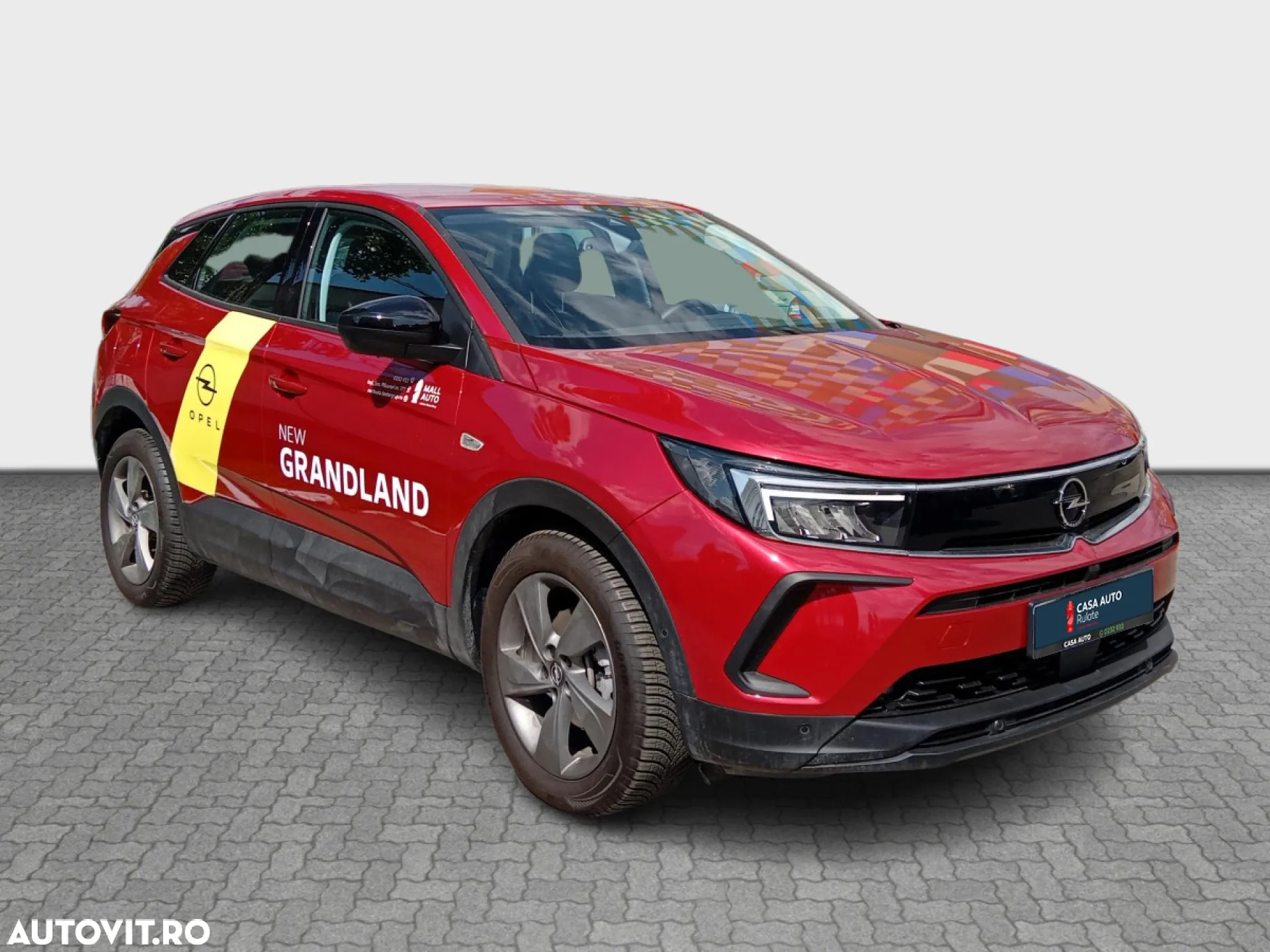 Opel Grandland 1.2 Turbo START/STOP Business Edition - 2