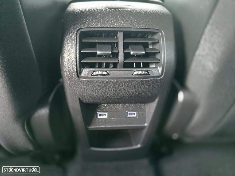 Peugeot 308 SW 1.5 BlueHDi Allure EAT8 - 38