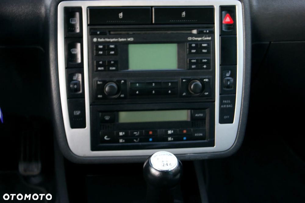 Volkswagen Sharan 1.8 5V Turbo Freestyle - 27