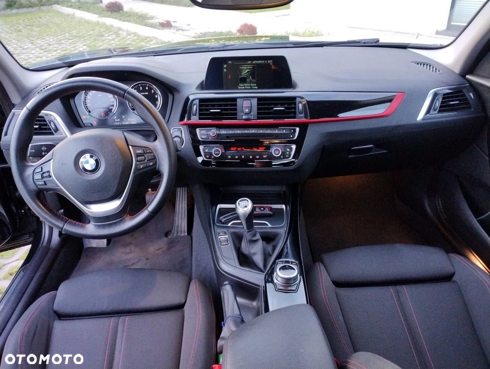 BMW Seria 1 118i Sport Line Shadow - 9