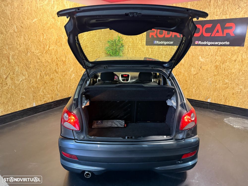 Peugeot 206+ 1.1 Trendy - 20