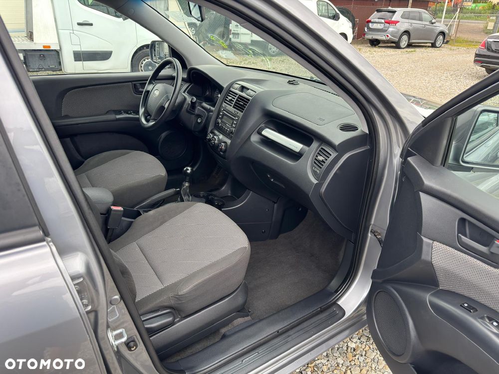 Kia Sportage 2.0 2WD Attract - 8