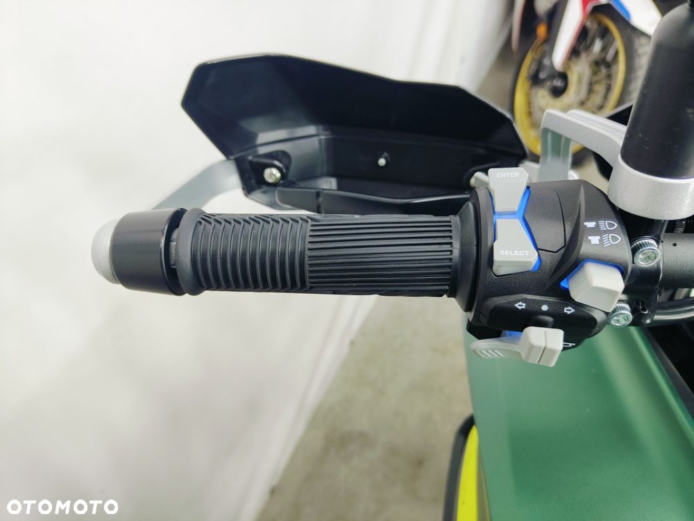 Benelli TRK 702X - 14