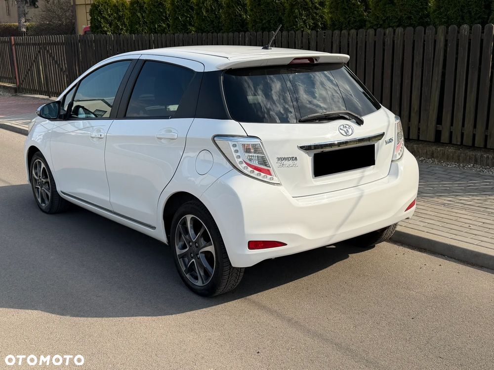 Toyota Yaris 1.33 VVT-i Executive - 7