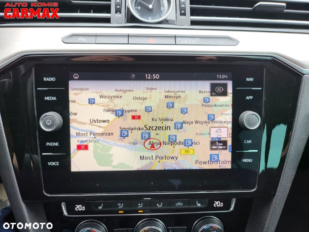 Volkswagen Passat - 18