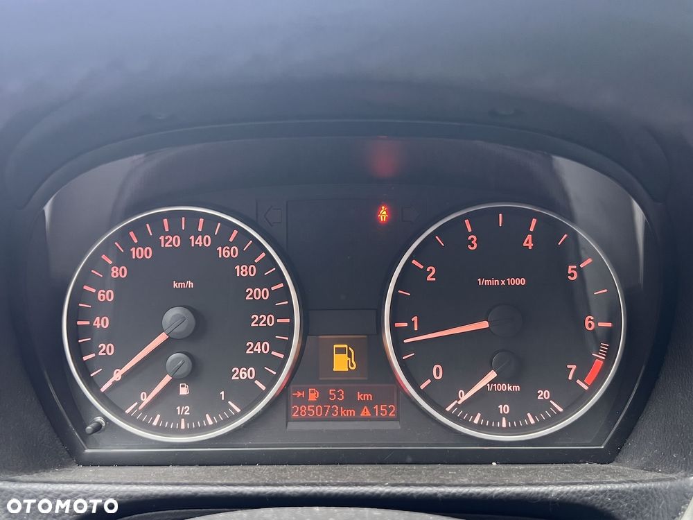 BMW Seria 3 318i - 10