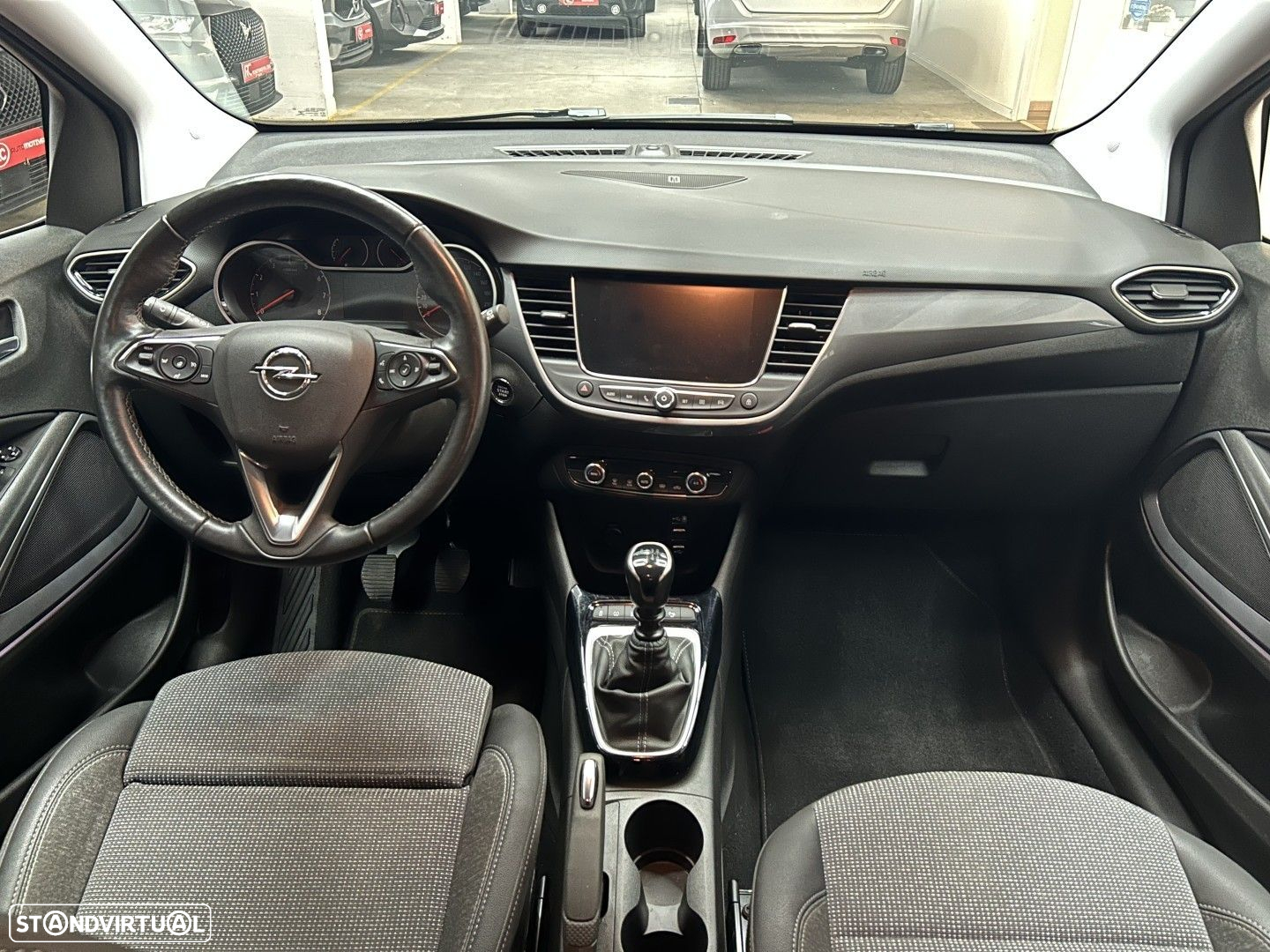 Opel Crossland X - 16