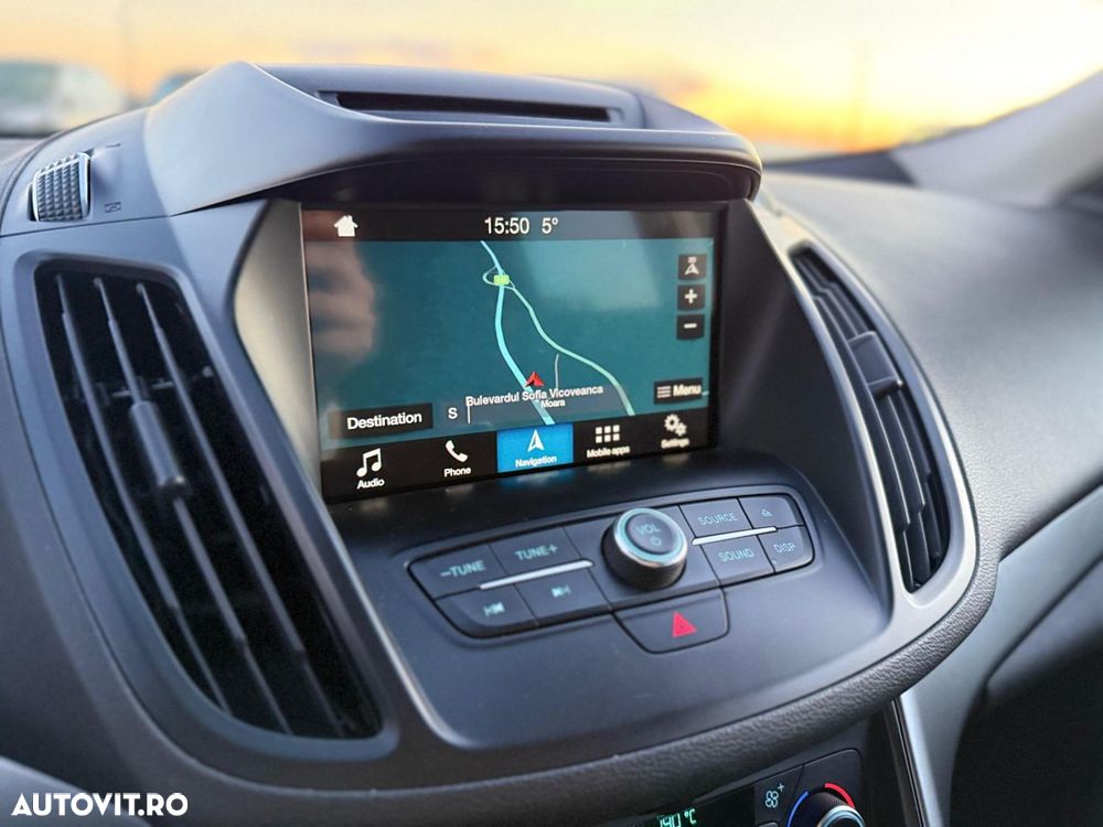 Ford Kuga 2.0 TDCi 2x4 Aut. Cool & Connect - 16