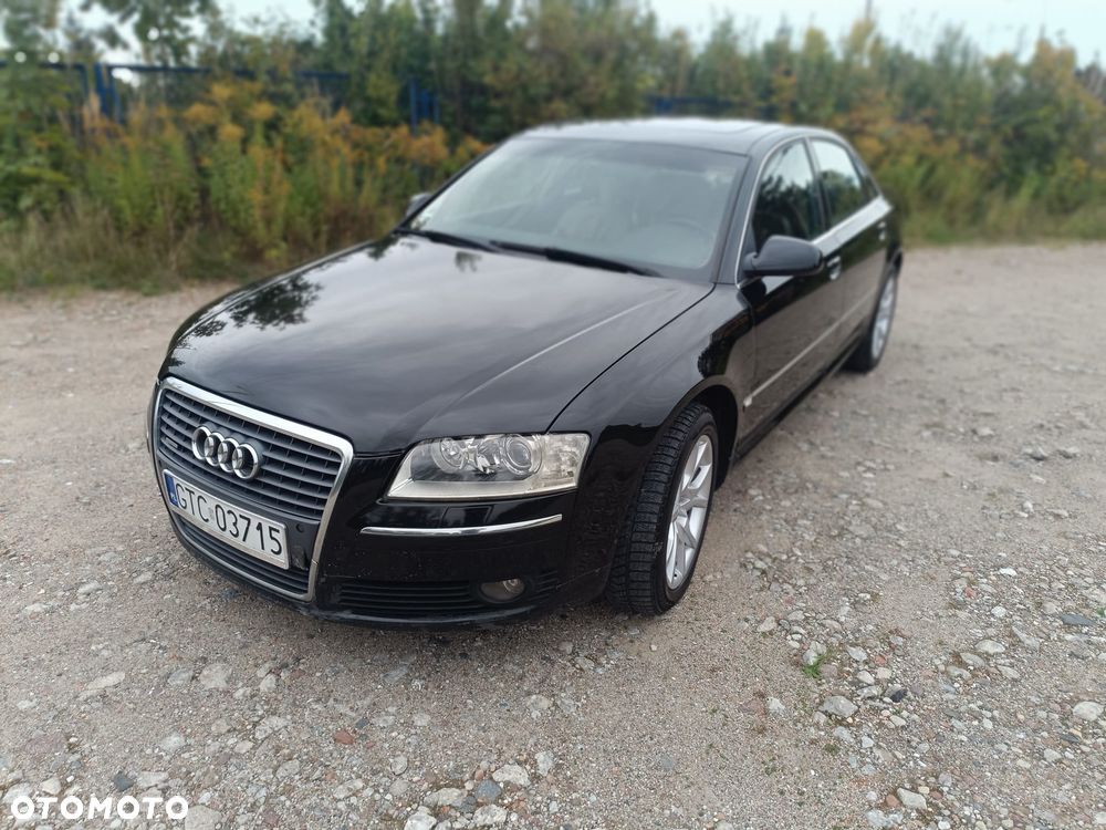 Audi A8 - 1