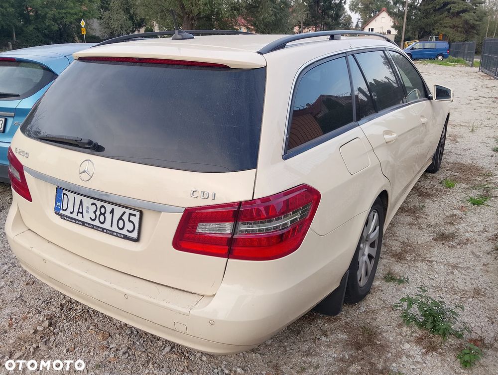 Mercedes-Benz Klasa E - 4