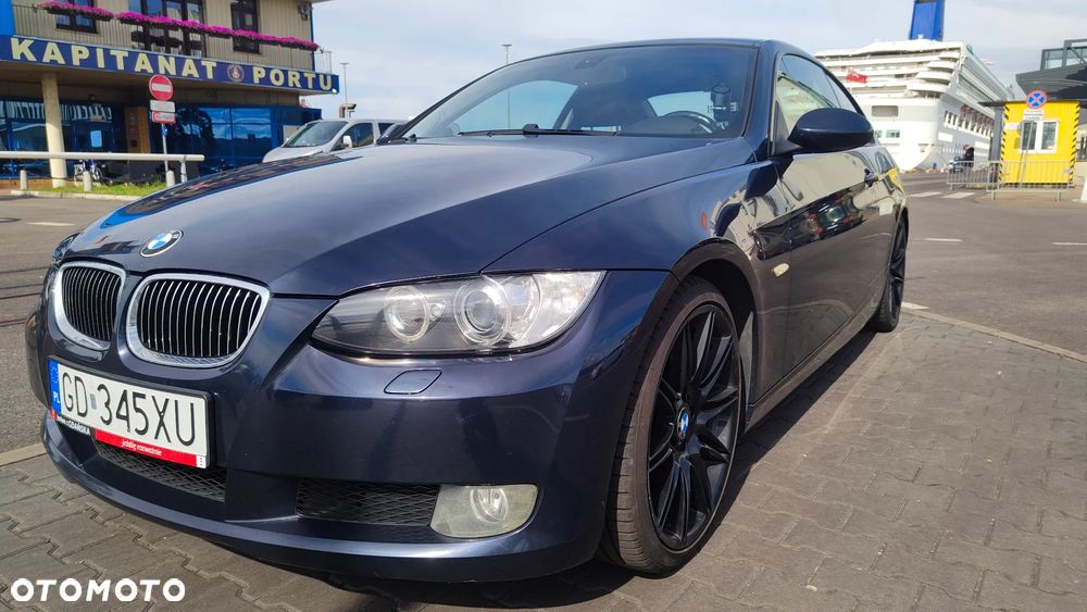 BMW Seria 3 325i - 9