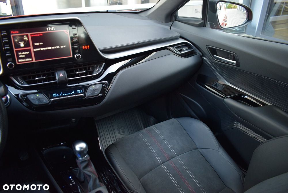 Toyota C-HR 2.0 Hybrid GR Sport - 18
