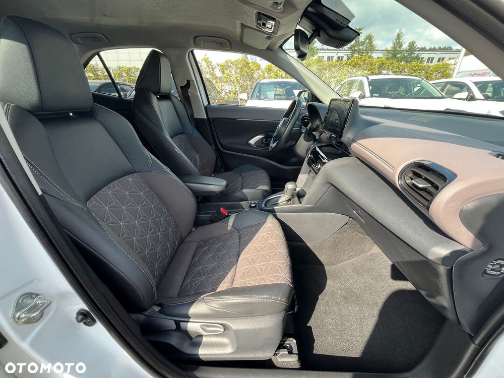 Toyota Yaris Cross - 31