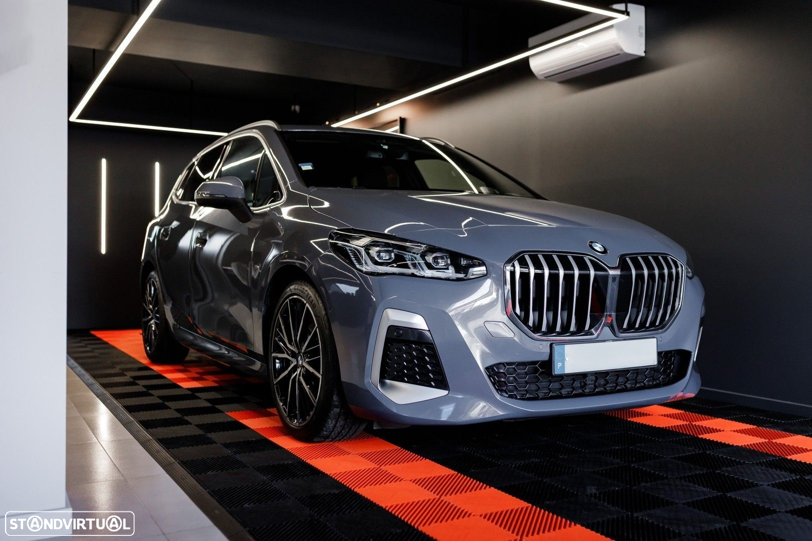 BMW 218 Active Tourer - 4