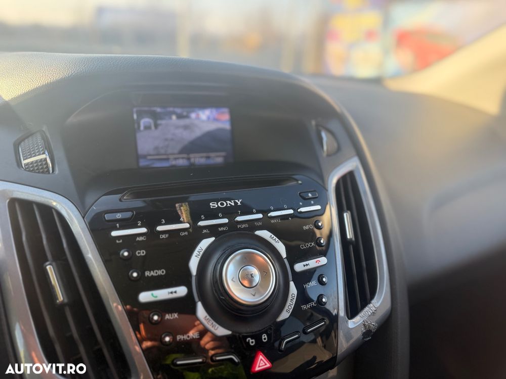 Ford Focus 2.0 TDCI DPF Powershift Titanium - 15