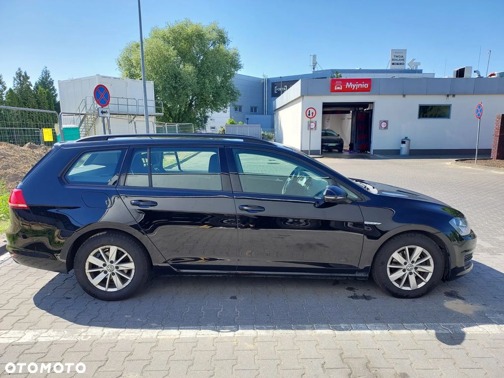 Volkswagen Golf 1.6 TDI BlueMotion Trendline - 9