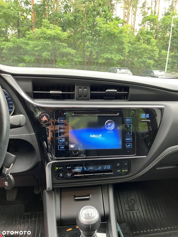 Toyota Corolla 1.4 D-4D Comfort - 11