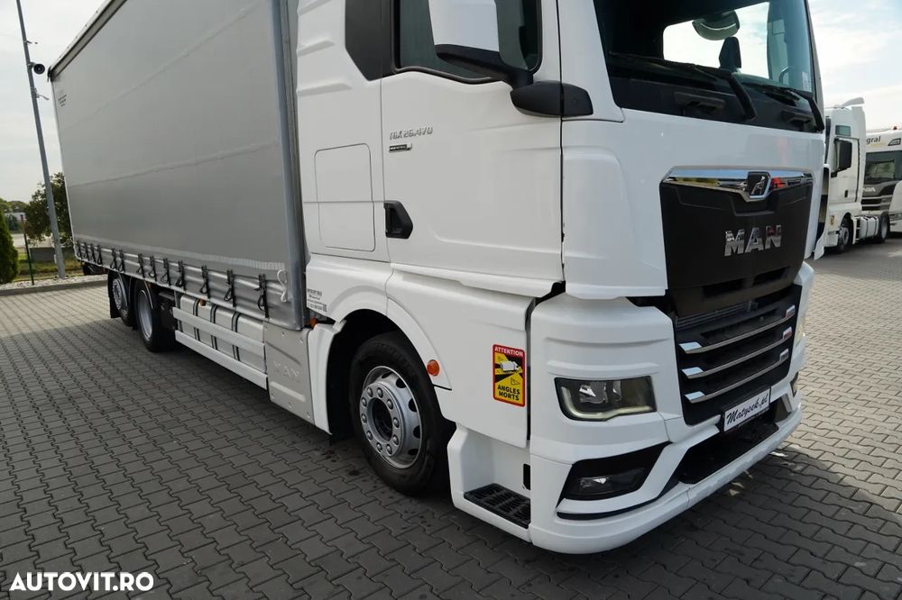 MAN TGX 26.470 / 6x2 / CORTINĂ / SOLO / 6x2 / 120 m3 / PUNȚĂ RIDICATĂ / I-PARK COOL / BALANȚĂ PODEA / - 9