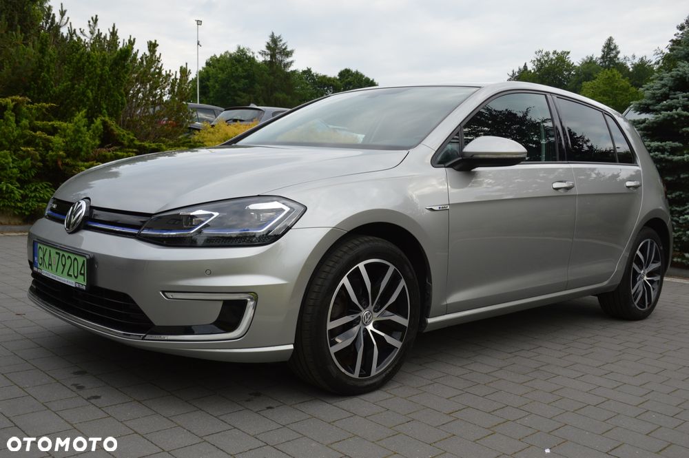 Volkswagen Golf - 3