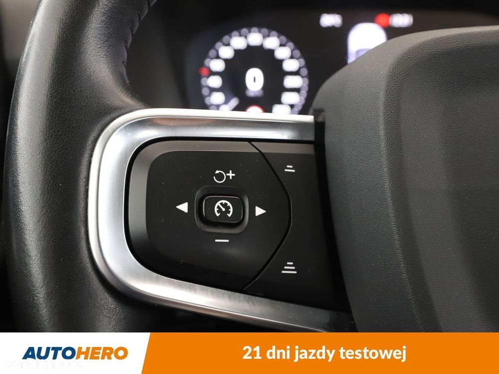 Volvo XC 40 D3 Momentum - 29