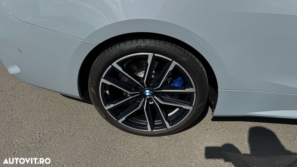 BMW M4 M440i xDrive - 12