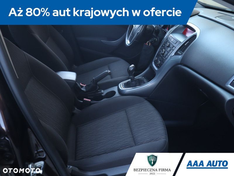 Opel Astra - 11